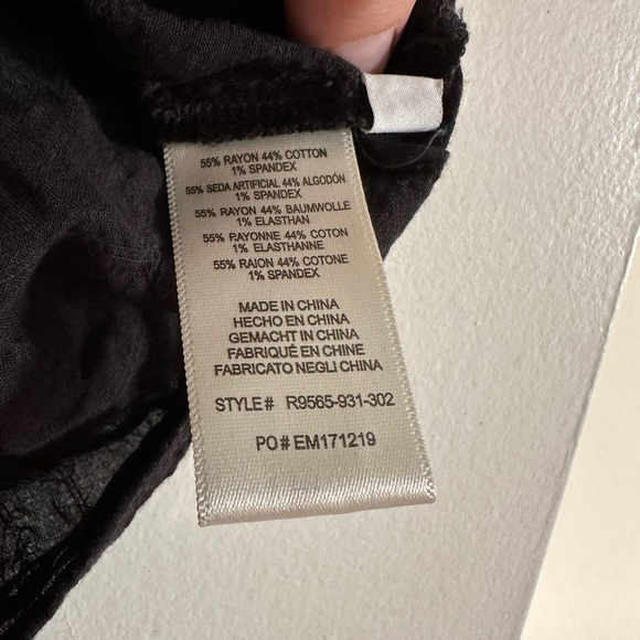 Anthropologie Cloth And Stone Black Liya Tie Front Crinkled Woven Top size XS - Picture 8 of 8